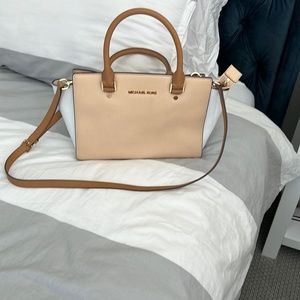 Michael Kors purse, beige and white